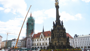 Radniční věž o něco povyrostla