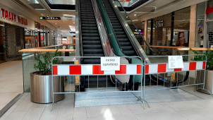 Ústavní soud zrušil část nařízení vlády, které uzavřely obchody