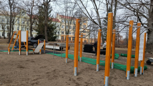 Za masturbaci na veřejnosti až tři roky za mřížemi