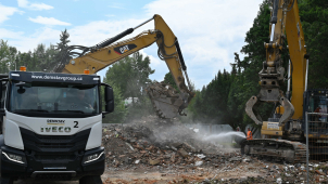 Zchátralé budovy v Hranicích ustoupily novému lesoparku