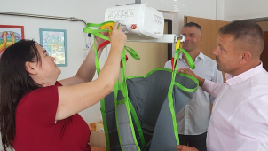 Ve šternberském Domově seniorů mají nový transportní systém