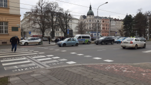 Policie dnes uzavřela Palachovo náměstí kvůli podivnému nálezu