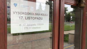 Pozitivním studentům končí karanténa. Testy rozhodnou co dál