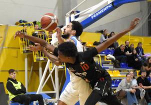 Basketbalisté BK Olomoucko prohráli s Nymburkem