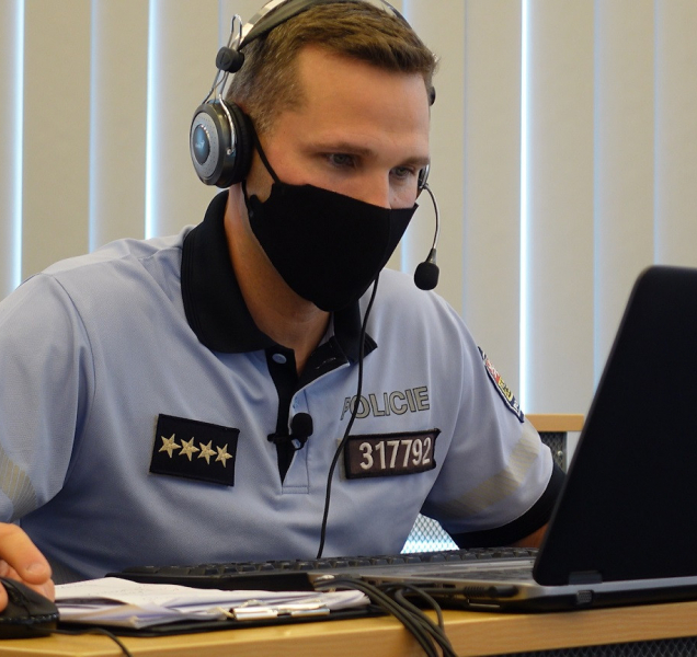 Policisté pomáhají s trasováním