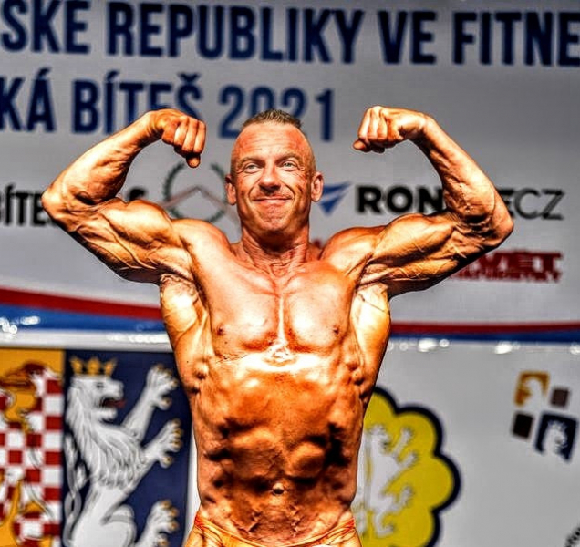 Kulturista Šerý získal bronzovou medaili