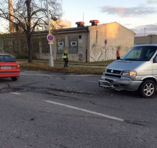 Strážníci usměrňovali provoz na Babíčkově ulici