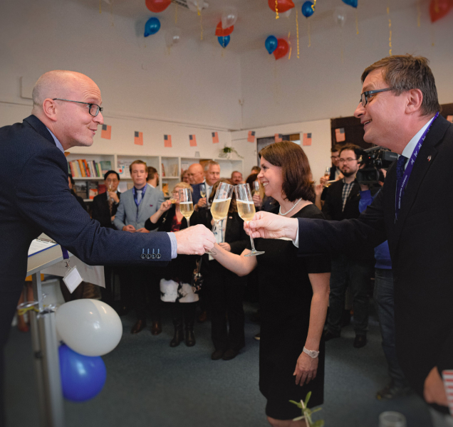 Univerzita Palackého otevřela americké centrum