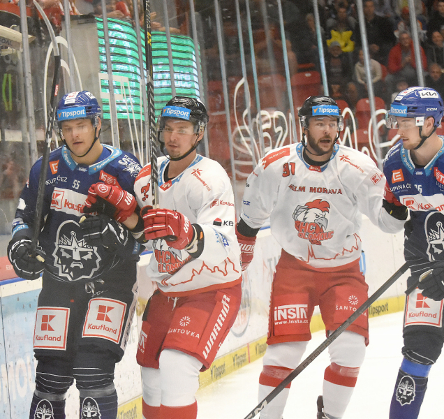 Hokejisté HC Olomouc podlehli v Pardubicích