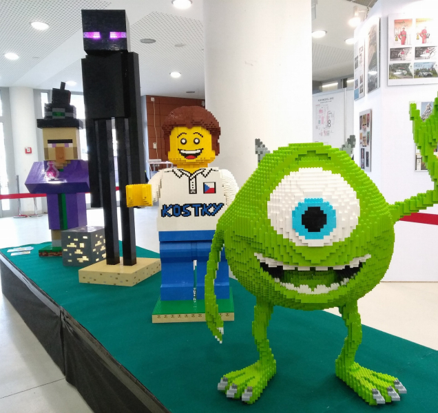 Áčko na Floře zaplní miliony kostek Lega