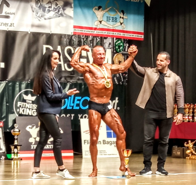 Kulturista Šerý veze z Rakouska zlato a bronz