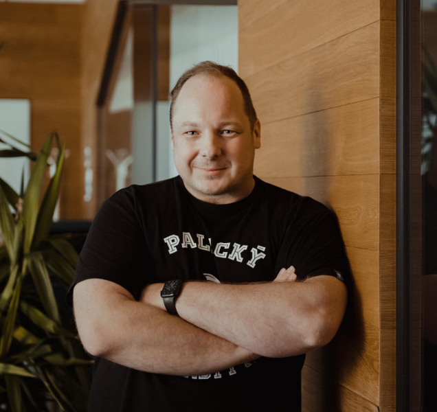 Online nebezpečí: čím digitální svět ohrožuje děti a čím nás všechny?