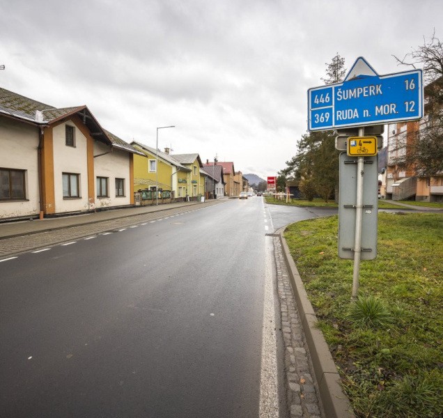 Přes Hanušovice už projedete po nové silnici