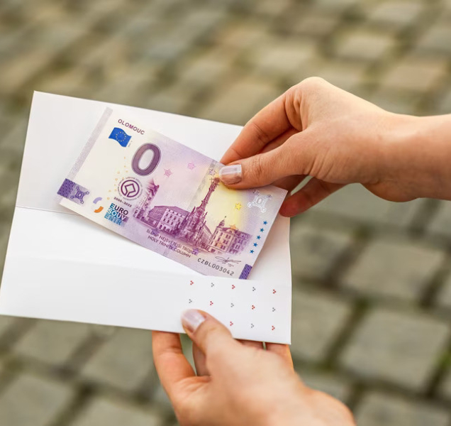 Trojiční sloup na náměstí slaví 25 let v UNESCO