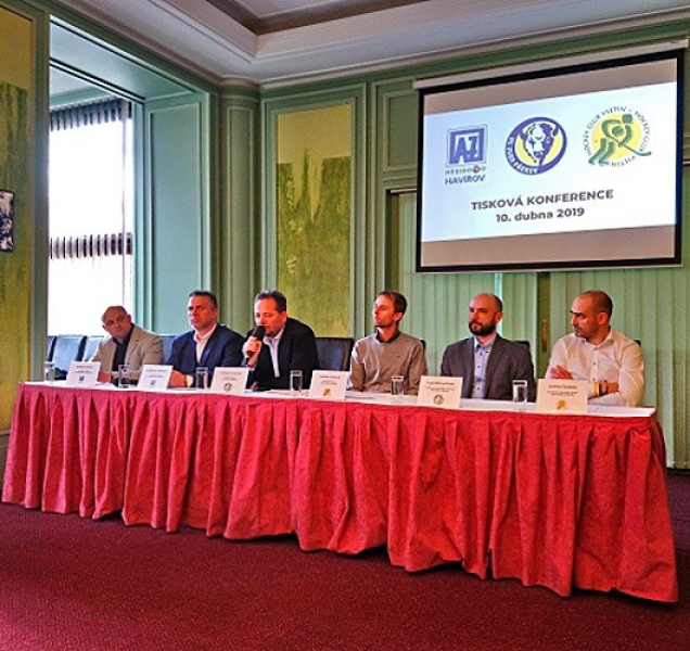 Přerovský odboj: Primátor se postavil za klub