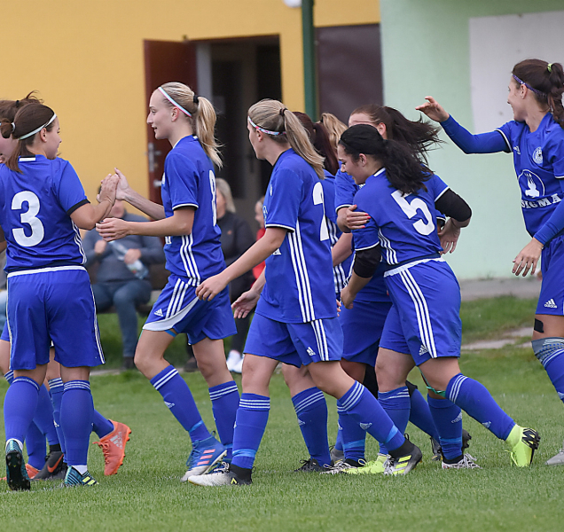 Fotbalistky Sigmy jasně vyhrály, Bulavová dala hattrick