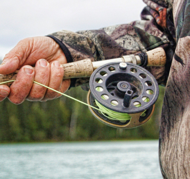 Lov ryb dočasně povolen i po platnosti rybářského lístku