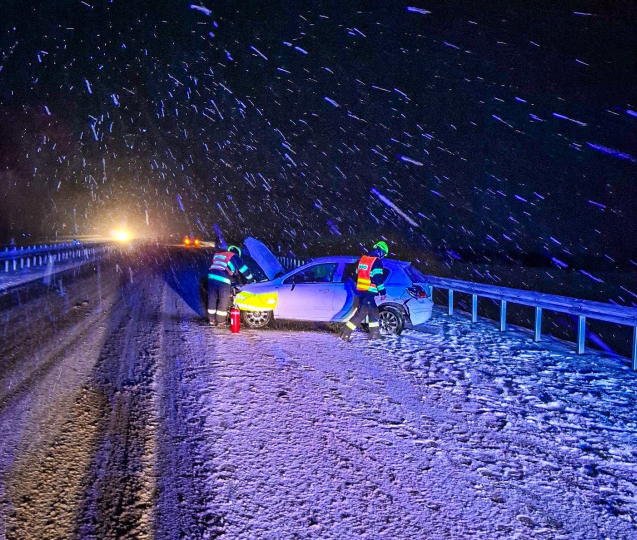 Silvestr v kraji byl klidný, hasiči zasahovali u desítek událostí