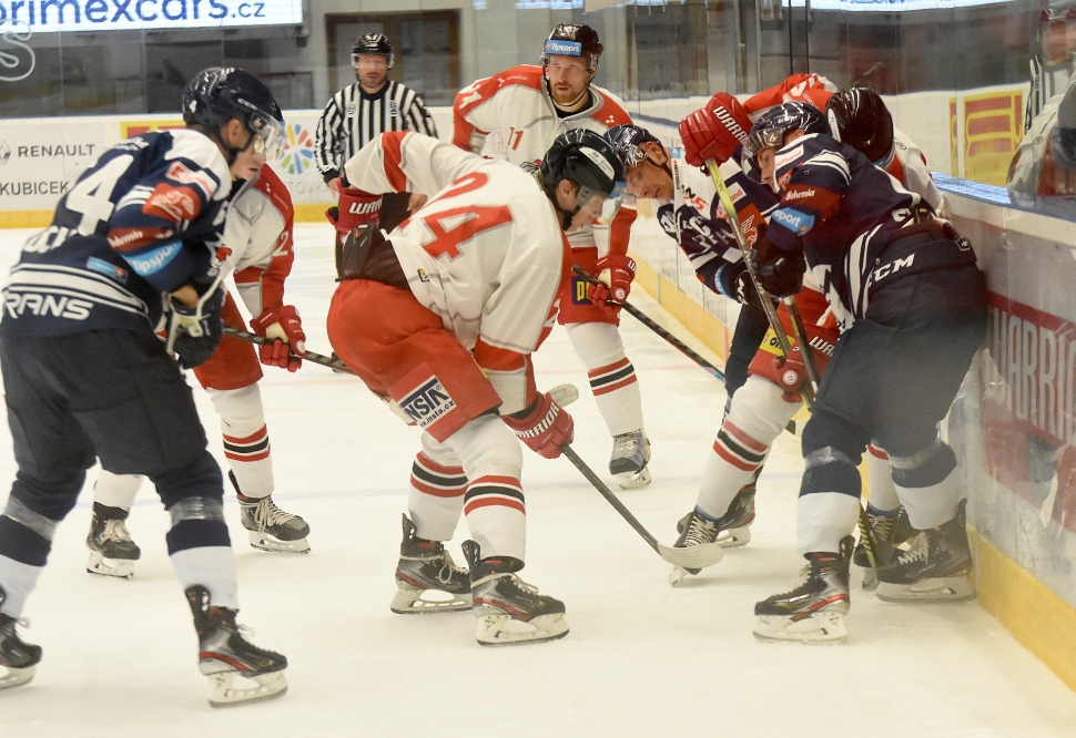 Hokejisté HC Olomouc prohráli s Vítkovicemi