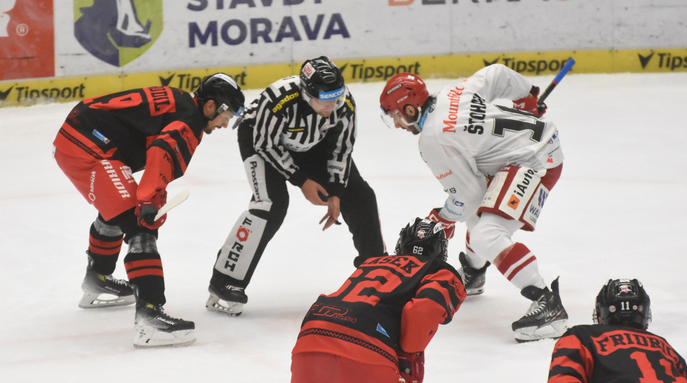 Hokejisté HC Olomouc prohráli v Hradci Králové