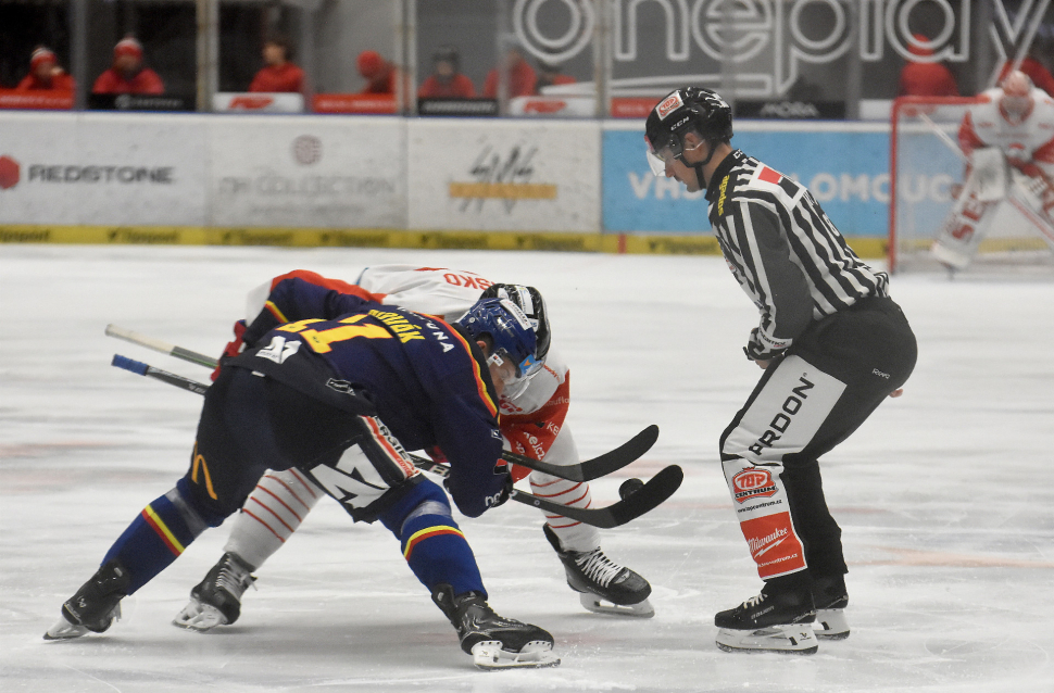 Hokejisté HC Olomouc nestačili na Třinec