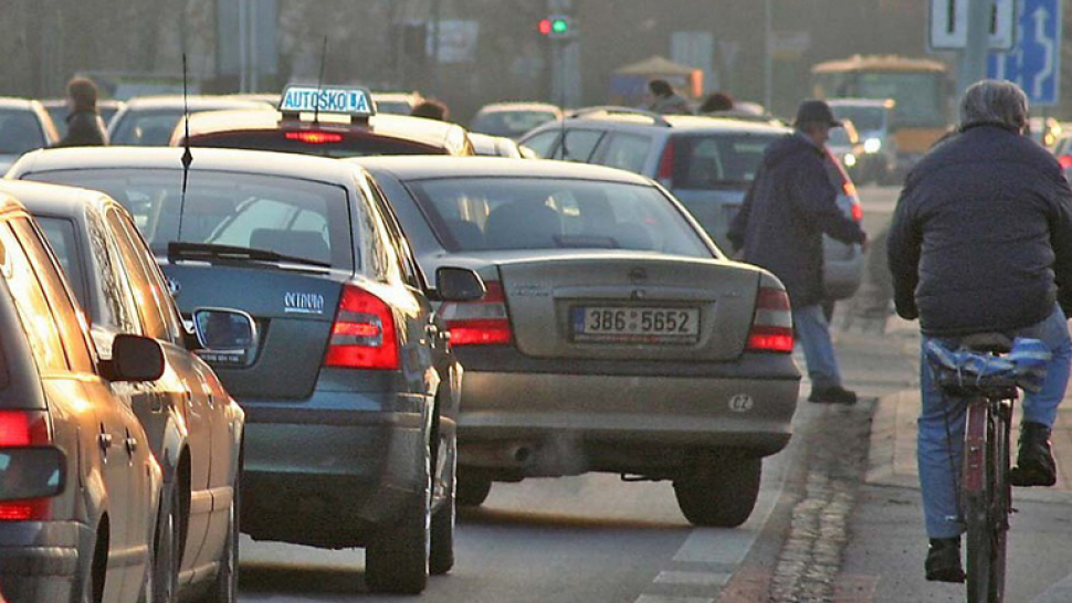 Premiér Sobotka přijede do Olomouce jednat o východní tangentě